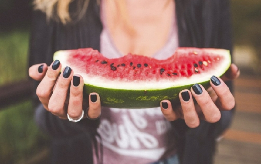 2_8-frutas-perfectas-para-los-dias-de-calor.jpg