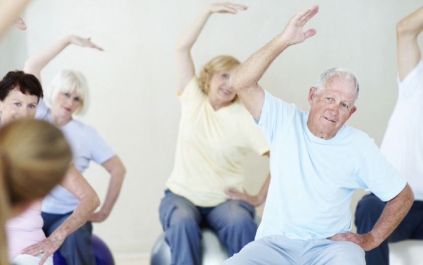 2_stretching-para-sentirse-mas-joven.jpg